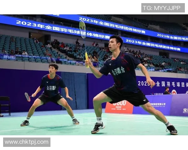 重庆羽毛球队荣登全国羽毛球配合排行榜第十名展现实力与团队精神