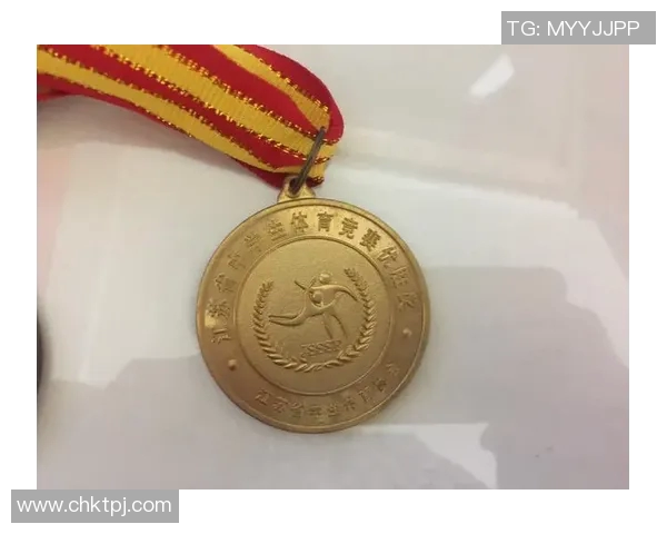 齐麟：从青涩新星到篮球场上的璀璨之光，未来可期的运动员之路